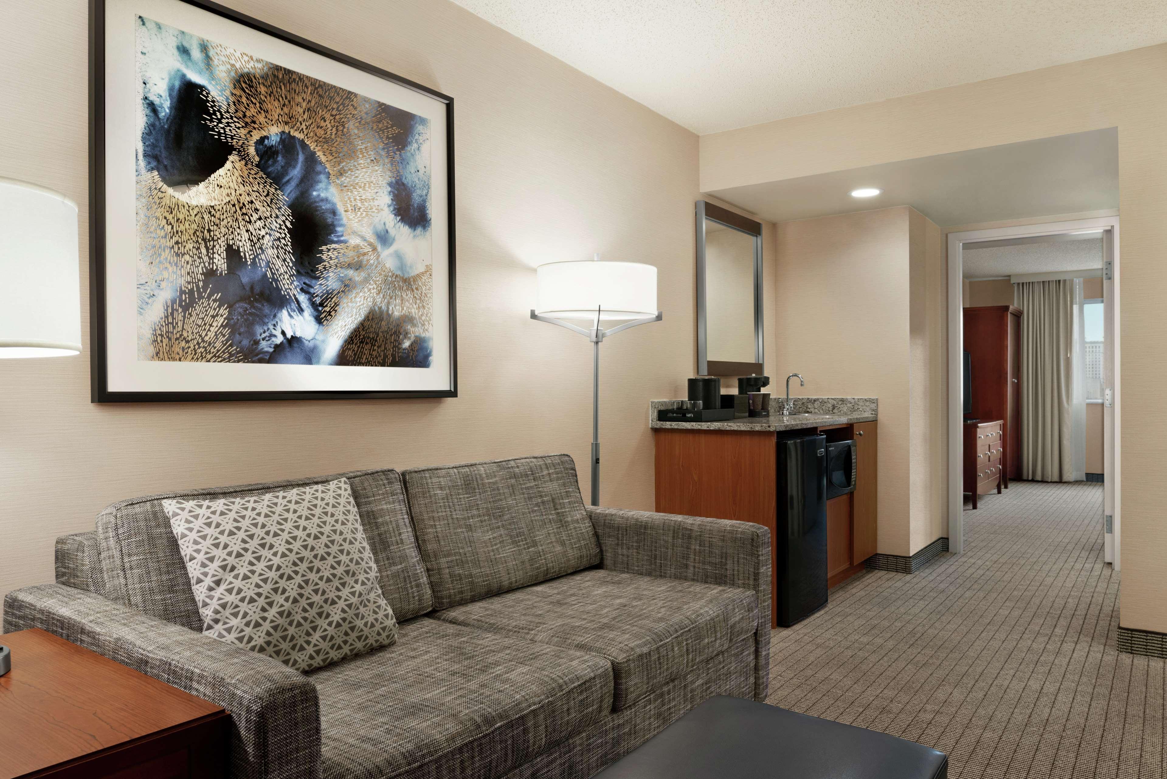 Embassy Suites Cincinnati - Rivercenter Covington Dış mekan fotoğraf