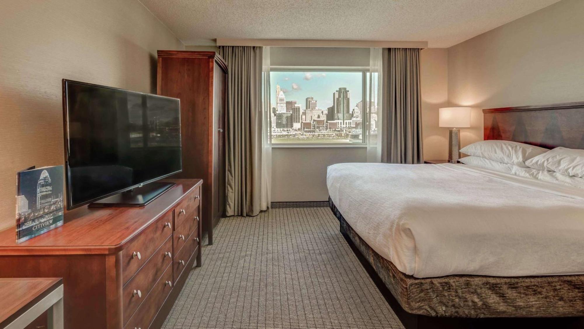 Embassy Suites Cincinnati - Rivercenter Covington Dış mekan fotoğraf