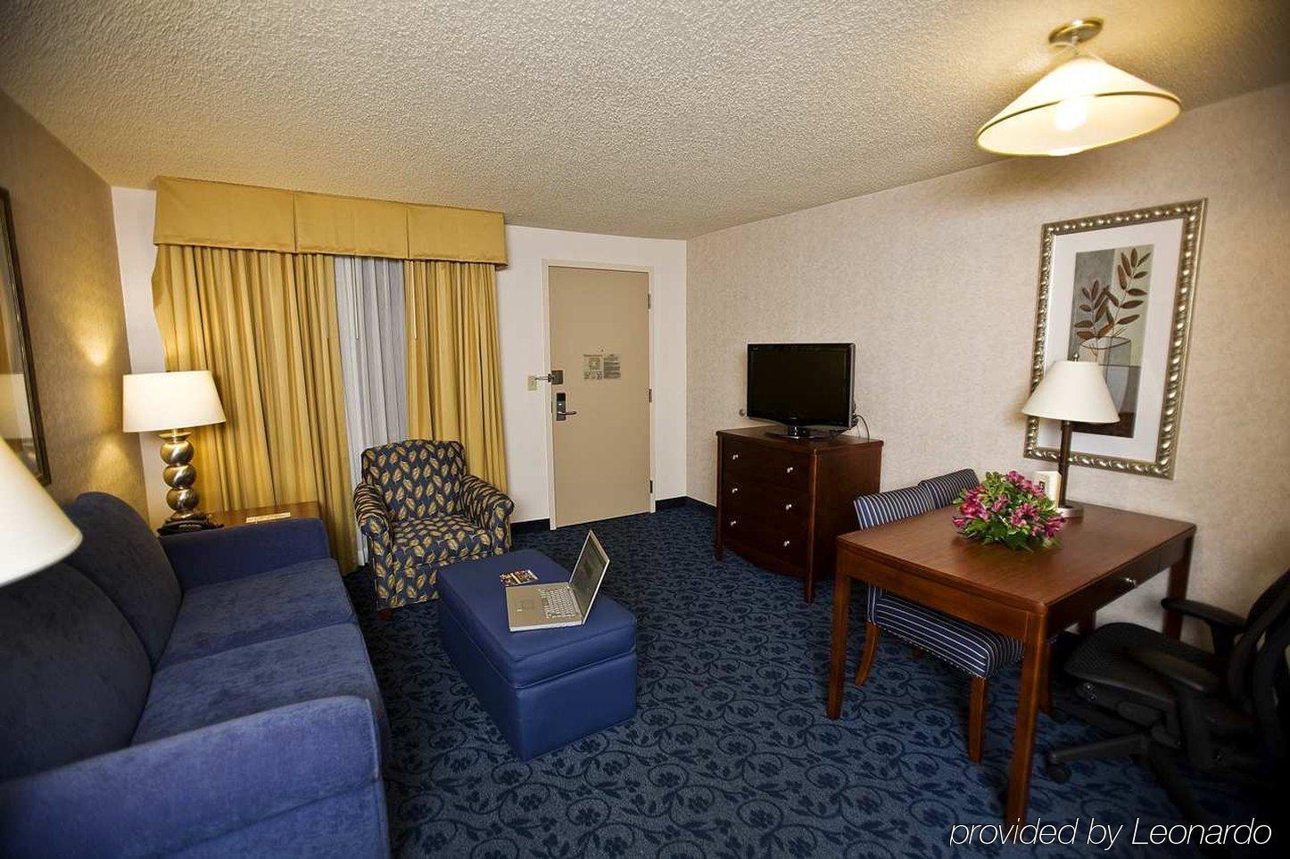 Embassy Suites Cincinnati - Rivercenter Covington Dış mekan fotoğraf